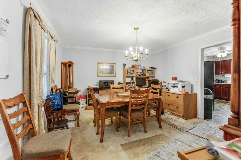 1512 Oak Ridge Court Hopkinsville KY 42240