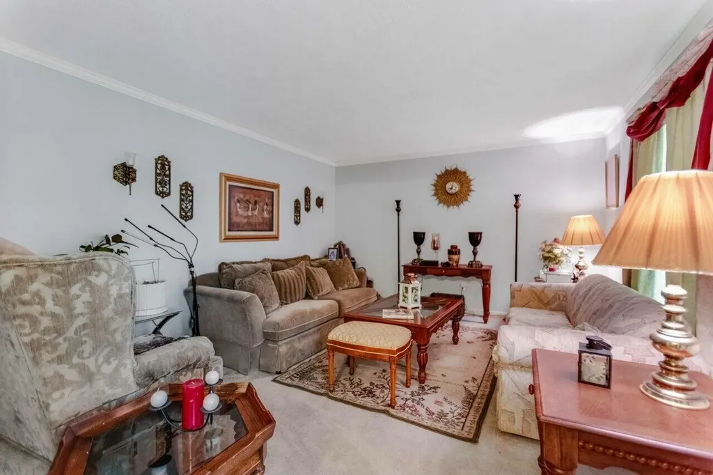 1512 Oak Ridge Court Hopkinsville KY 42240
