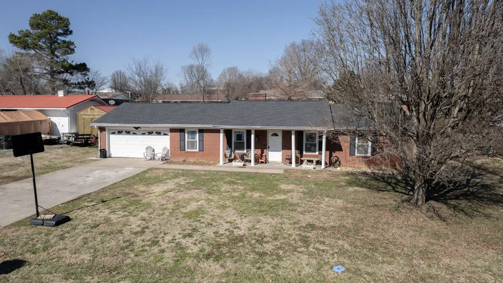 171 Fisher Boulevard Paducah KY 42003