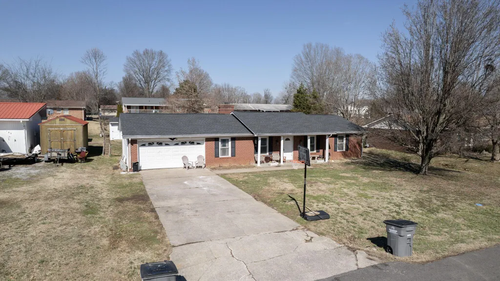 171 Fisher Boulevard Paducah KY 42003