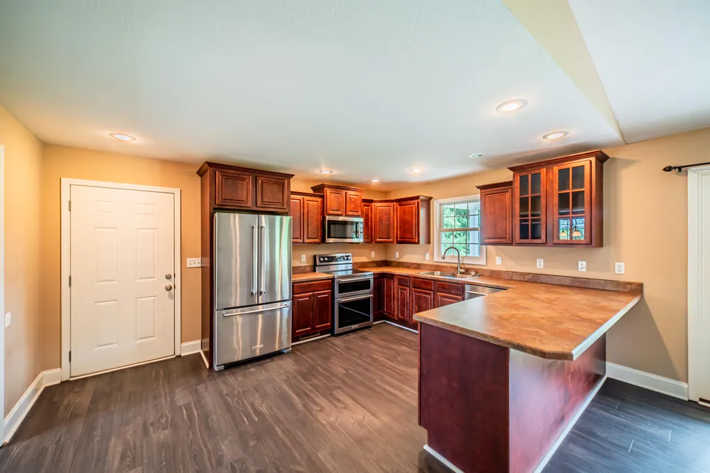 224 Hunters Lane Calvert City KY 42029