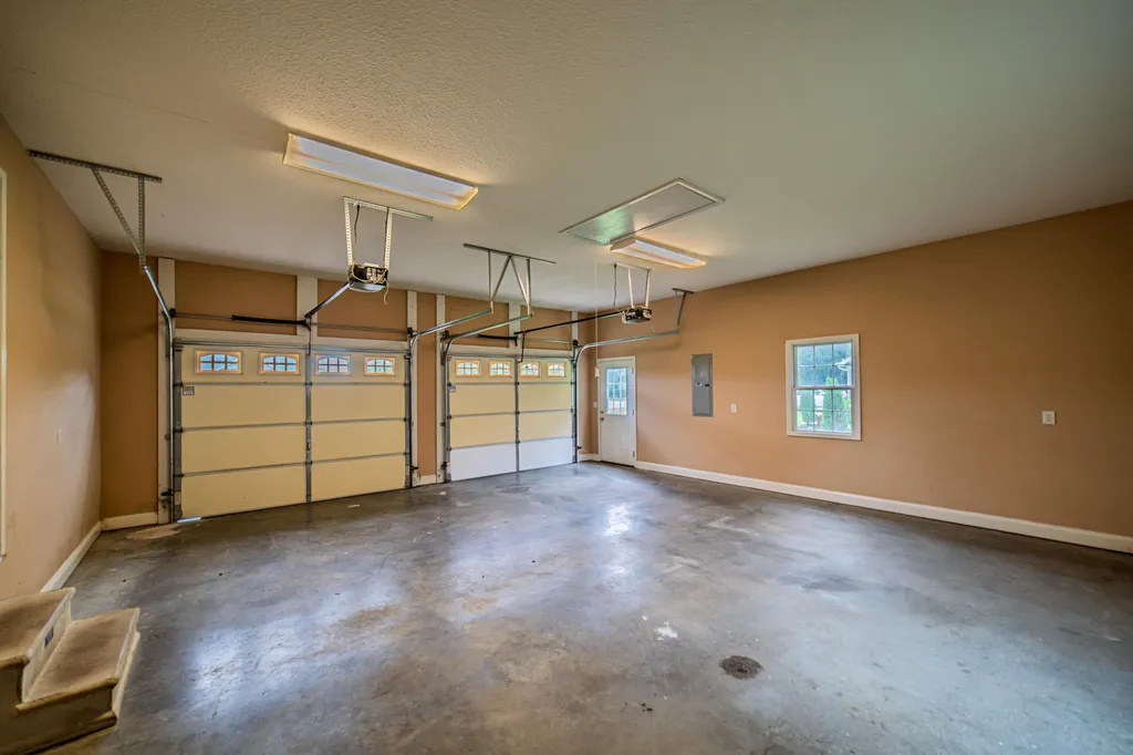 224 Hunters Lane Calvert City KY 42029