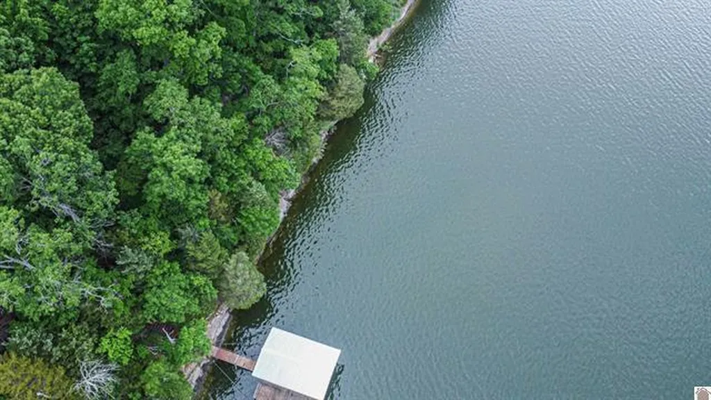 Lot 6 & 7 Deer Run Road Eddyville KY 42038
