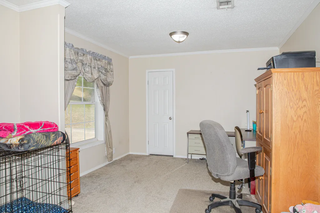 8882 Highway 761 Nancy KY 42544
