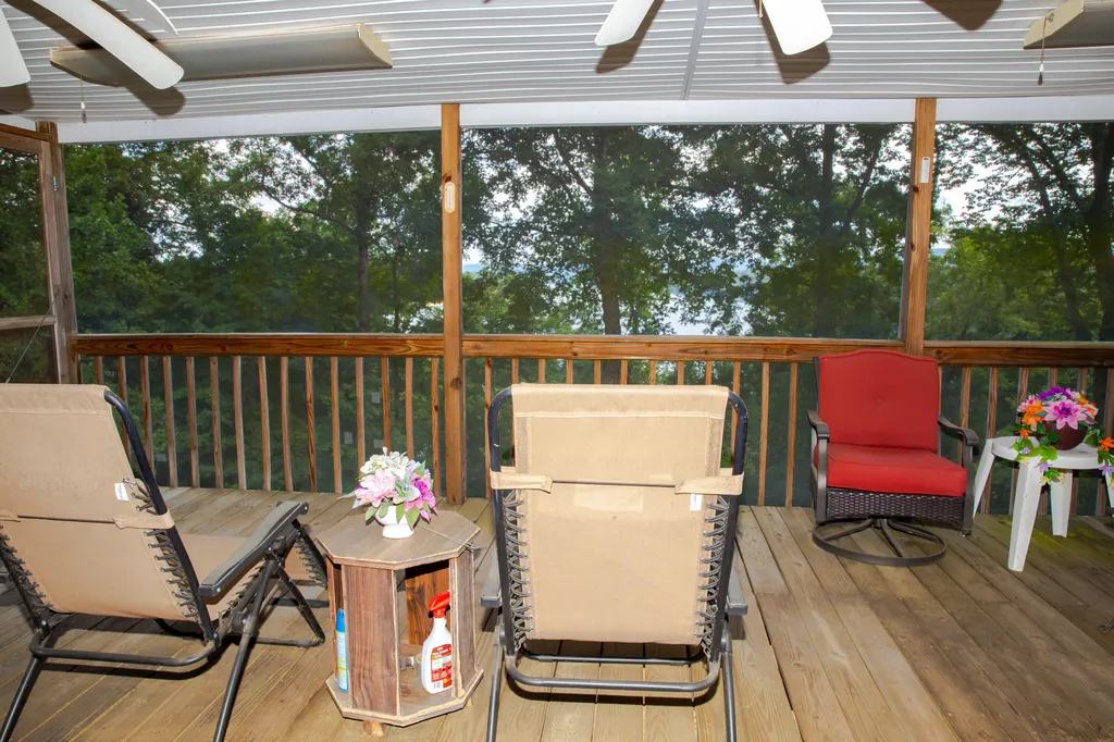 8882 Highway 761 Nancy KY 42544