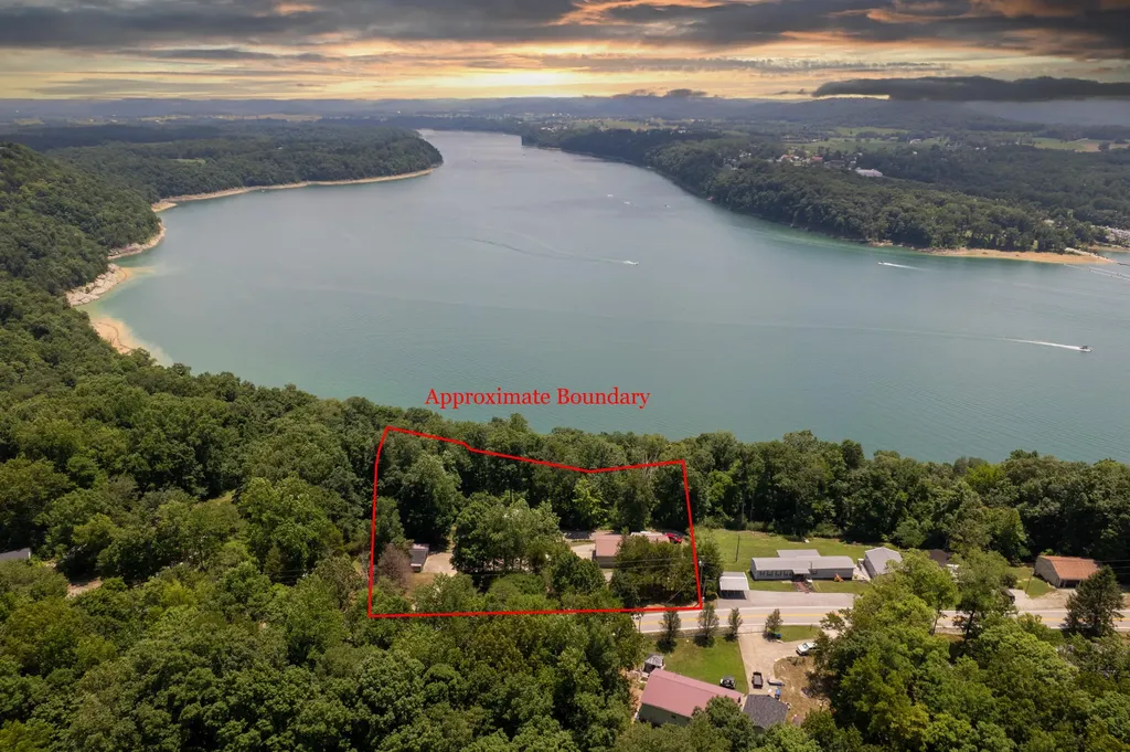 8882 Highway 761 Nancy KY 42544