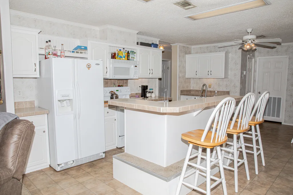 8882 Highway 761 Nancy KY 42544