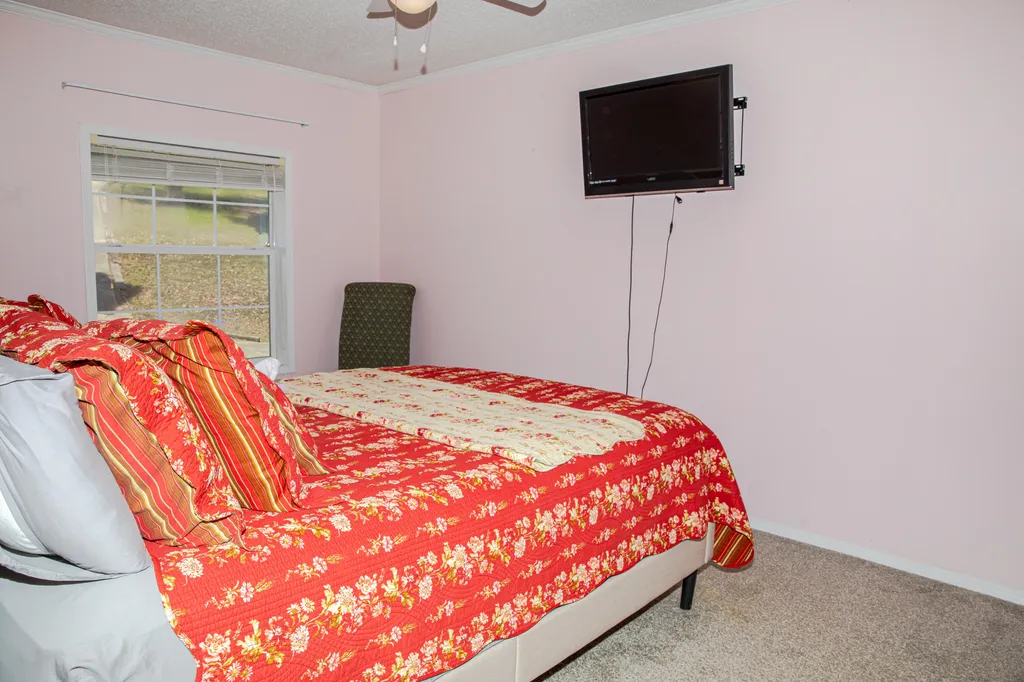 8882 Highway 761 Nancy KY 42544