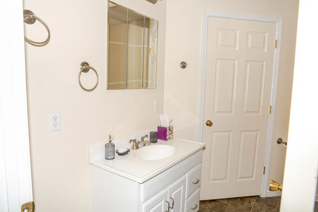 8882 Highway 761 Nancy KY 42544