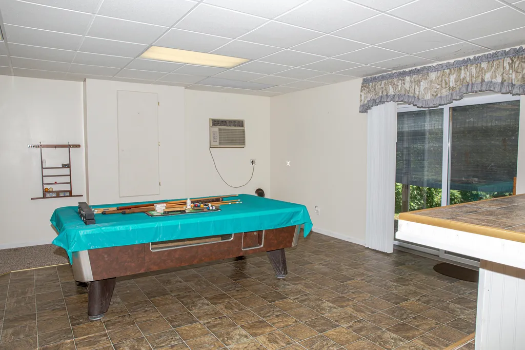 8882 Highway 761 Nancy KY 42544