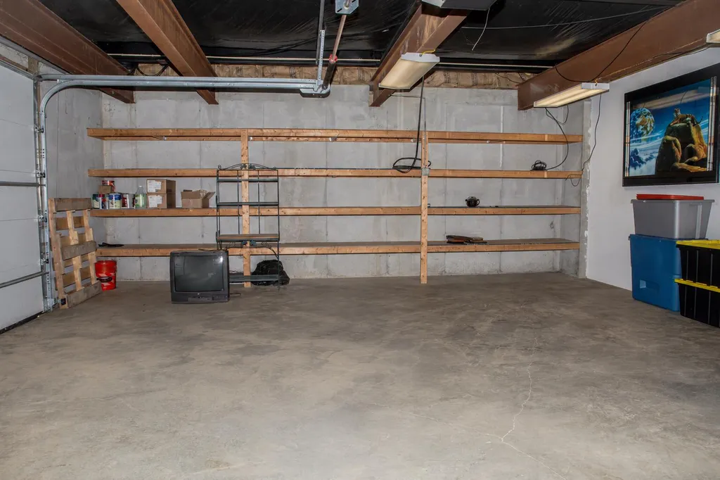 8882 Highway 761 Nancy KY 42544