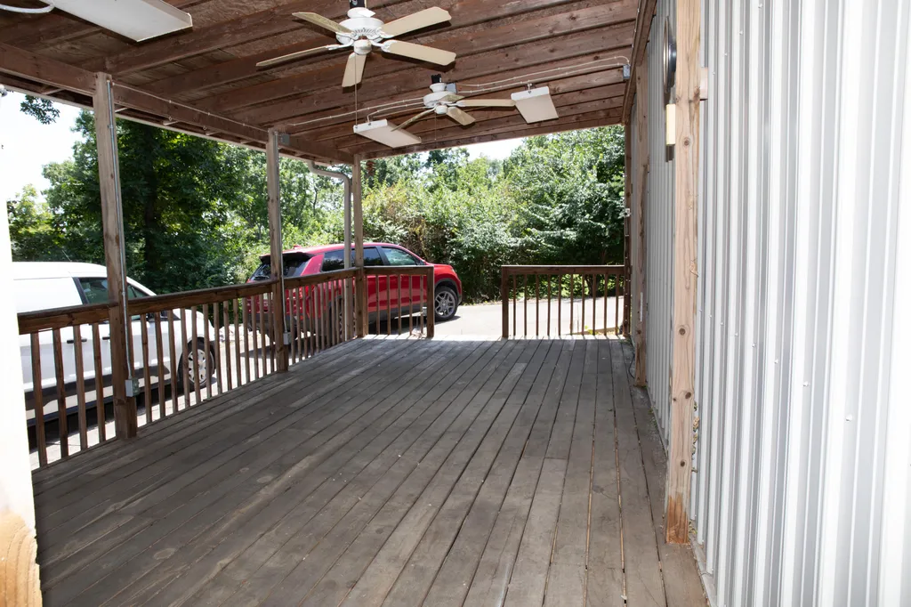 8882 Highway 761 Nancy KY 42544