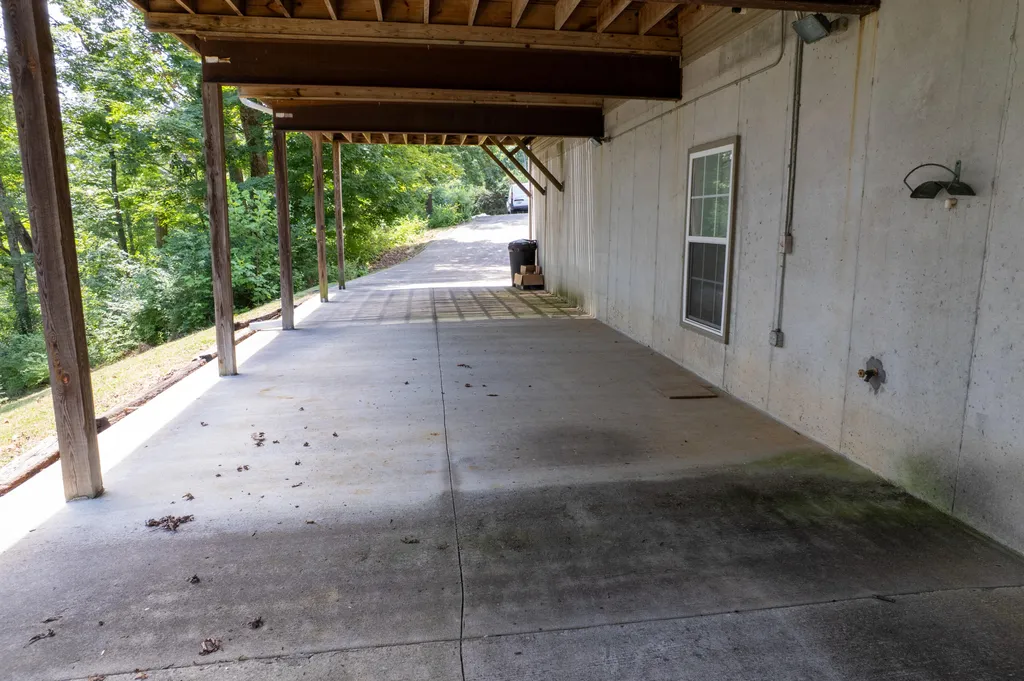 8882 Highway 761 Nancy KY 42544