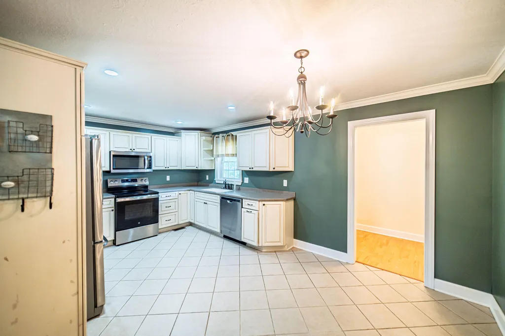 1303 Shelby Mccallum Drive Benton KY 42025