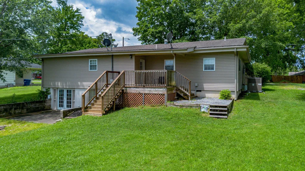 1303 Shelby Mccallum Drive Benton KY 42025