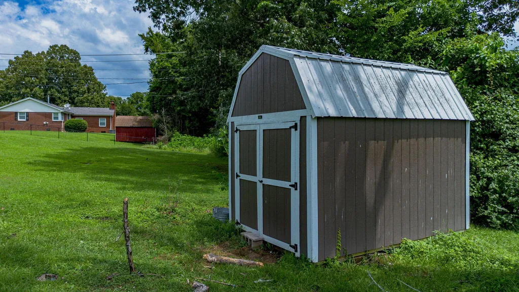 1303 Shelby Mccallum Drive Benton KY 42025