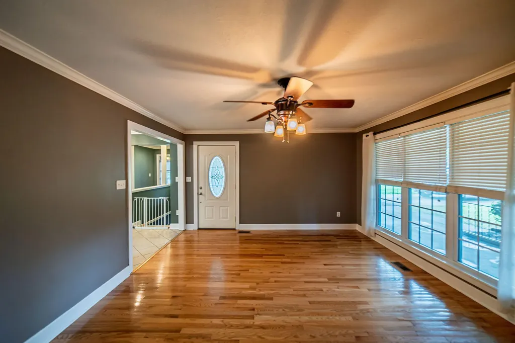 1303 Shelby Mccallum Drive Benton KY 42025