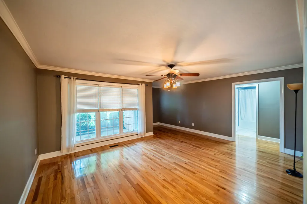1303 Shelby Mccallum Drive Benton KY 42025