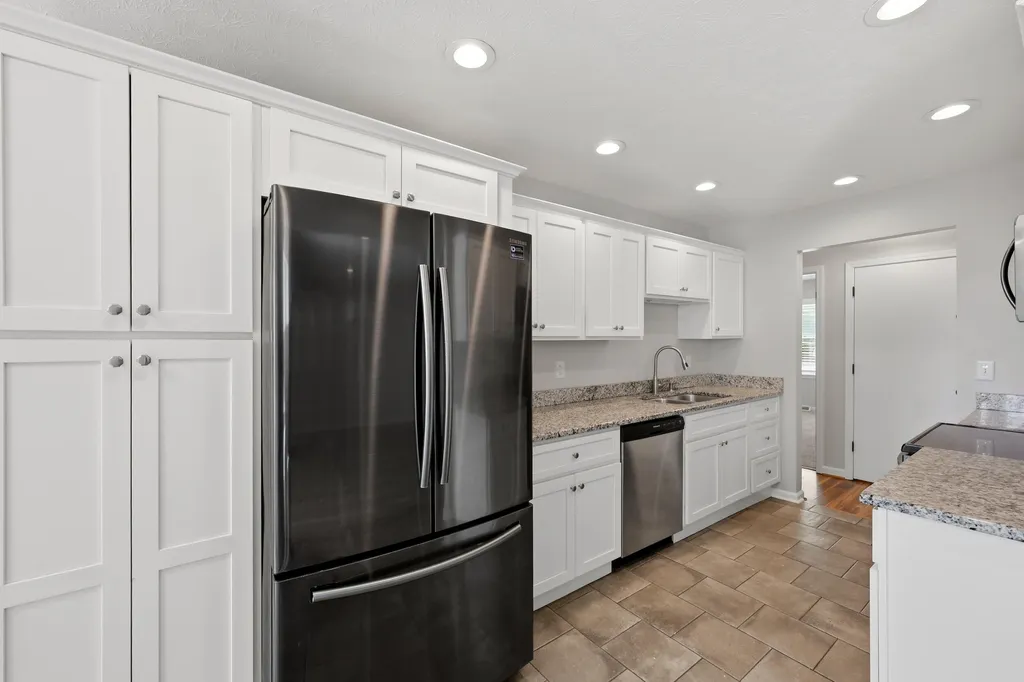 1137 Wood Ridge Road Lexington KY 40514