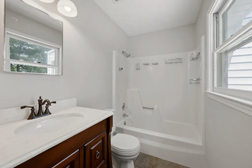 1137 Wood Ridge Road Lexington KY 40514