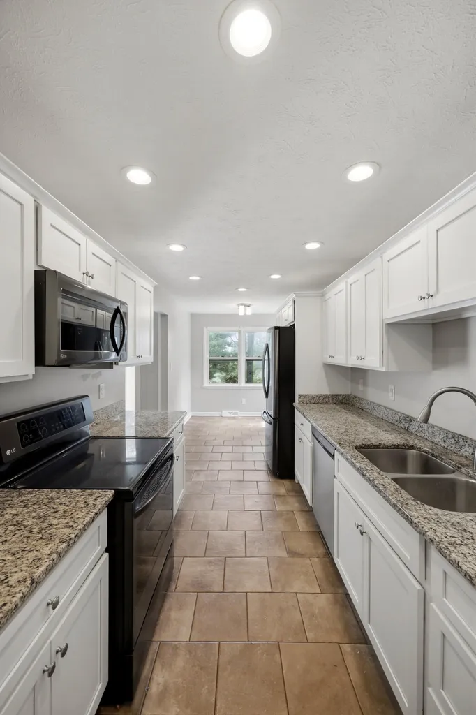 1137 Wood Ridge Road Lexington KY 40514
