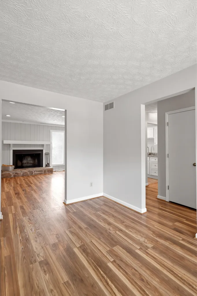 1137 Wood Ridge Road Lexington KY 40514