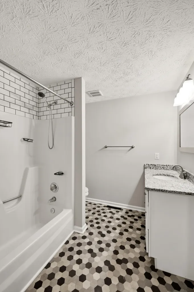 1137 Wood Ridge Road Lexington KY 40514
