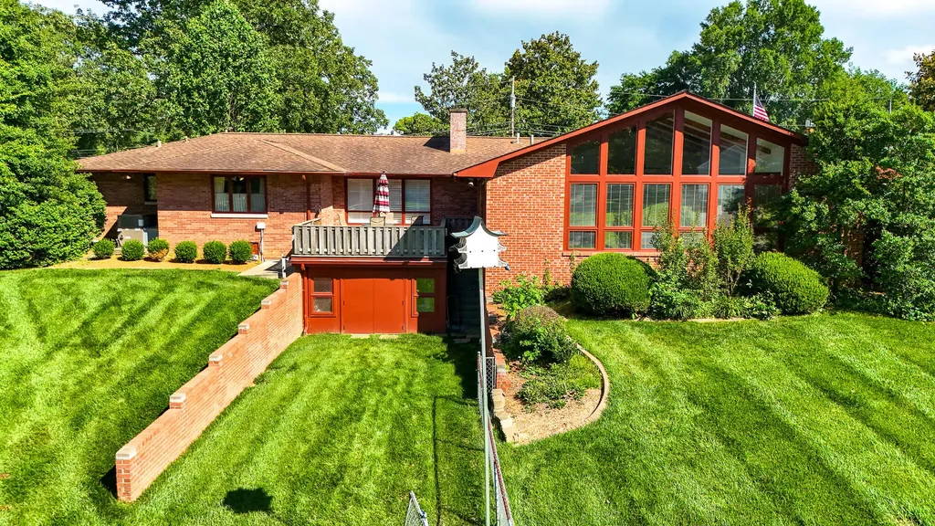 4211 Rustic Avenue Paducah KY 42001
