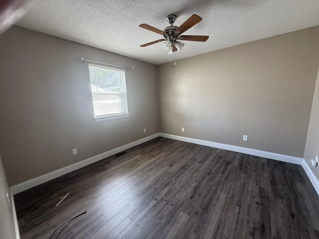 123 Sherwood Drive Gilbertsville KY 42044