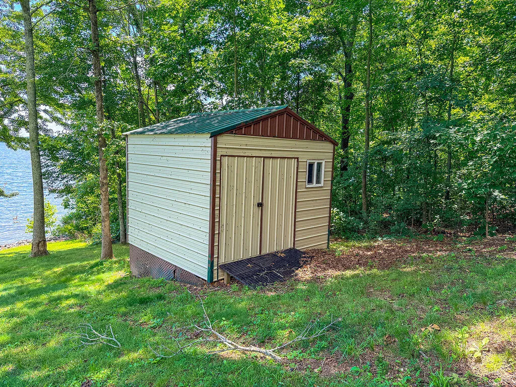 164 Red Water Drive New Concord KY 42076