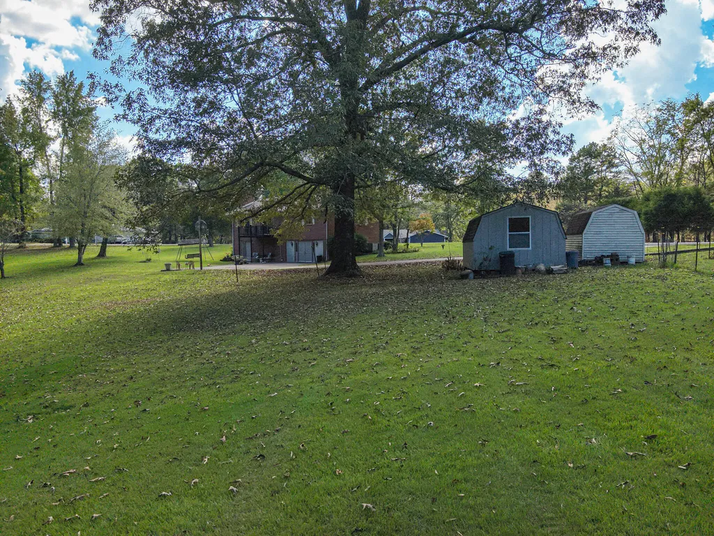 98 Gordon Road Benton KY 42025