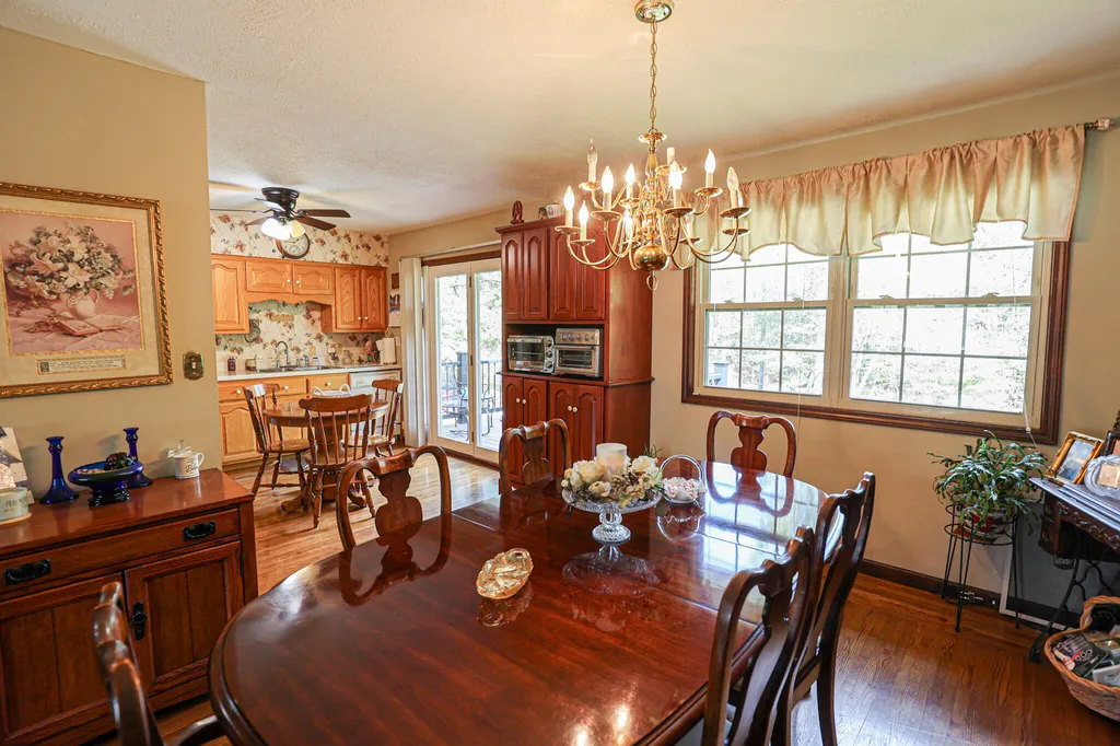 98 Gordon Road Benton KY 42025