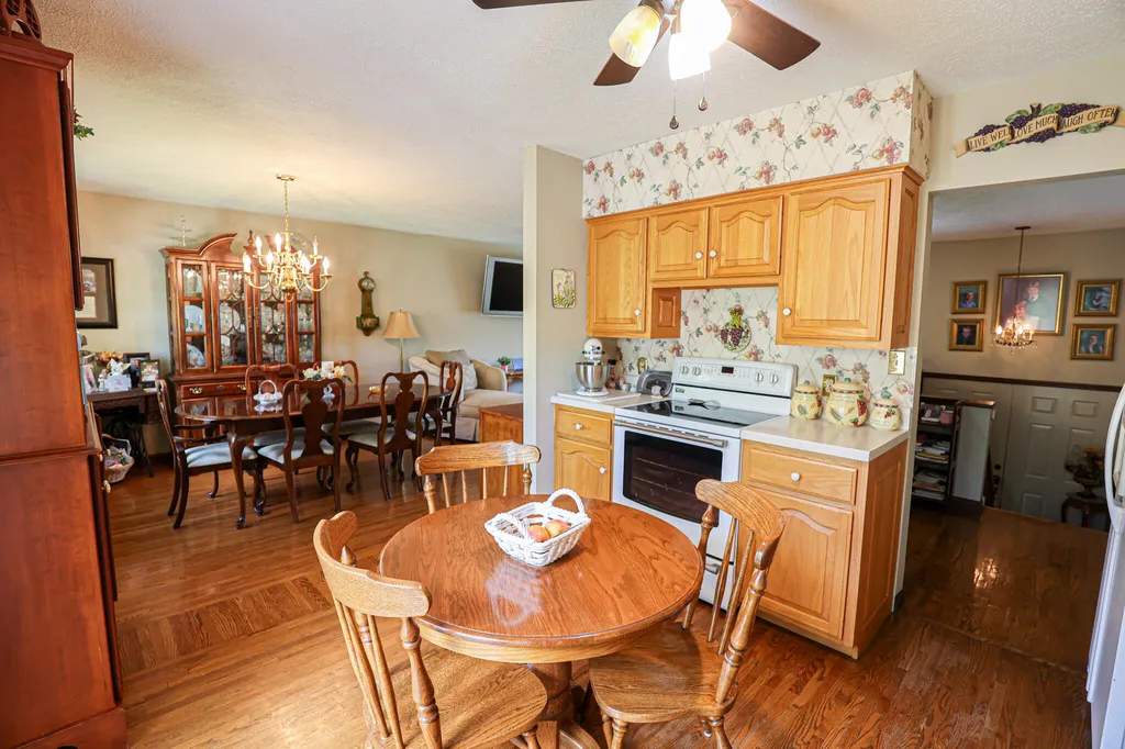 98 Gordon Road Benton KY 42025