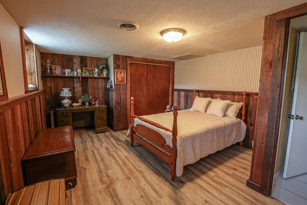 98 Gordon Road Benton KY 42025
