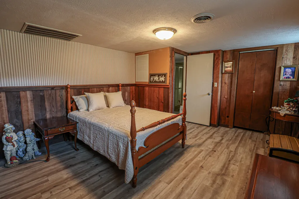 98 Gordon Road Benton KY 42025