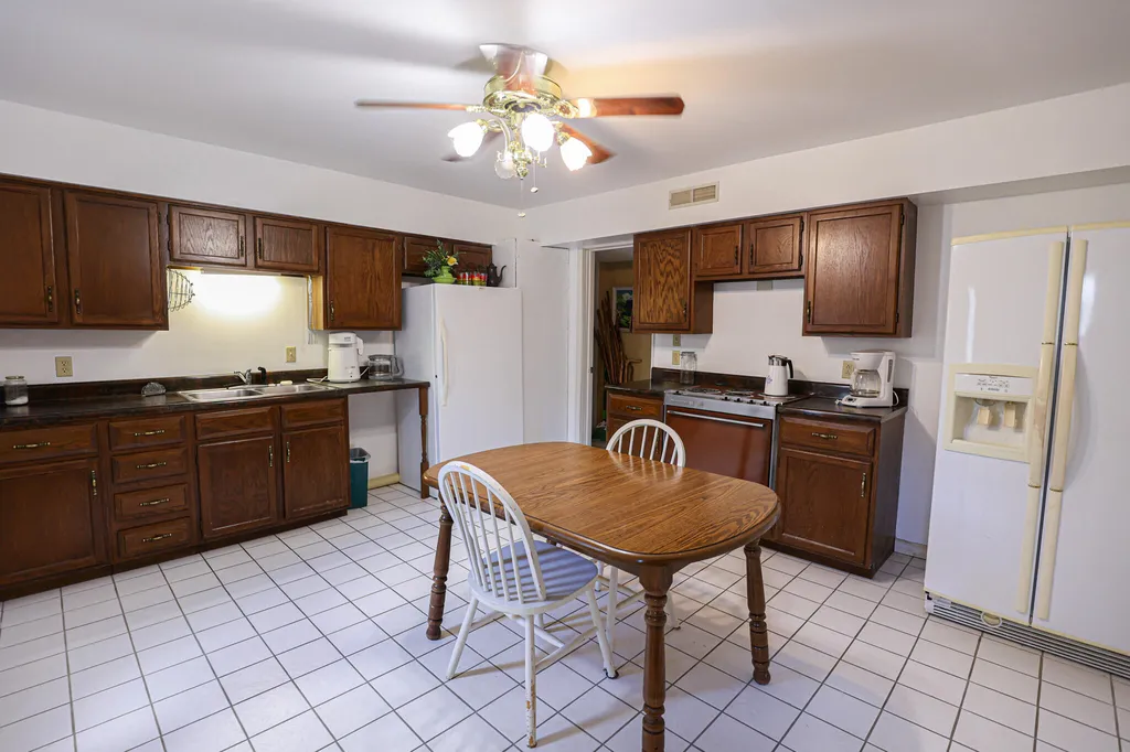 98 Gordon Road Benton KY 42025