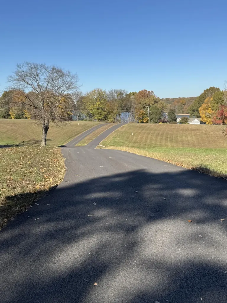 57 Cheekwood Lane Cadiz KY 42211
