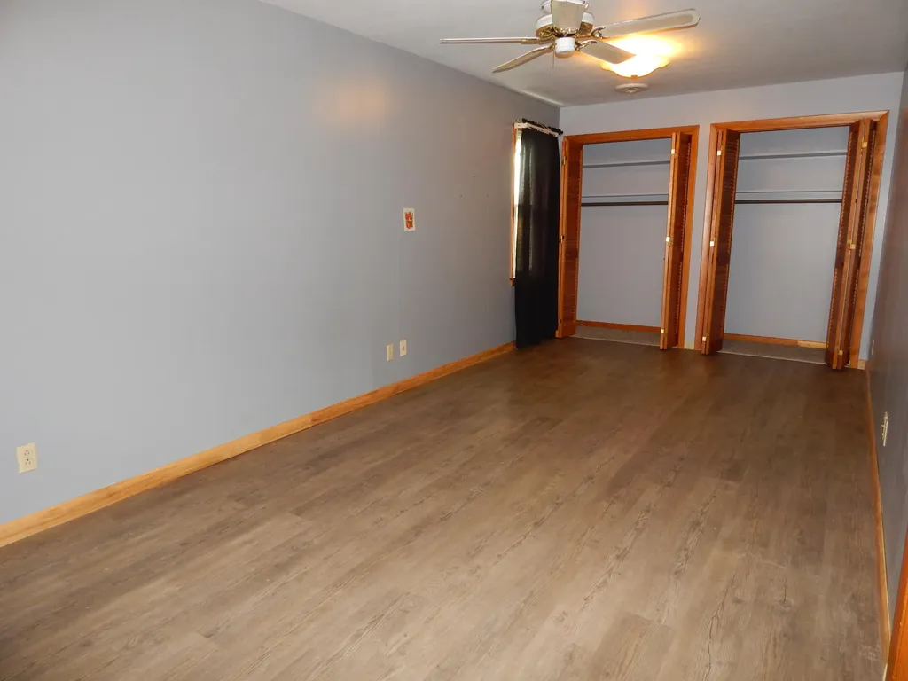 2216 Dyke Road Gilbertsville KY 42044