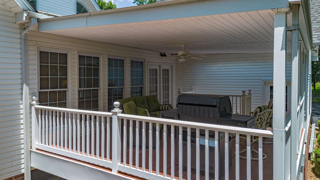 631 Chickasaw Bluff Road Benton KY 42025