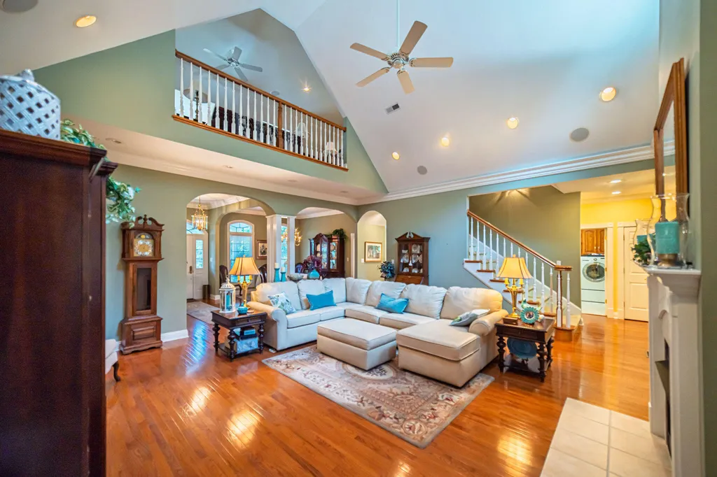 631 Chickasaw Bluff Road Benton KY 42025