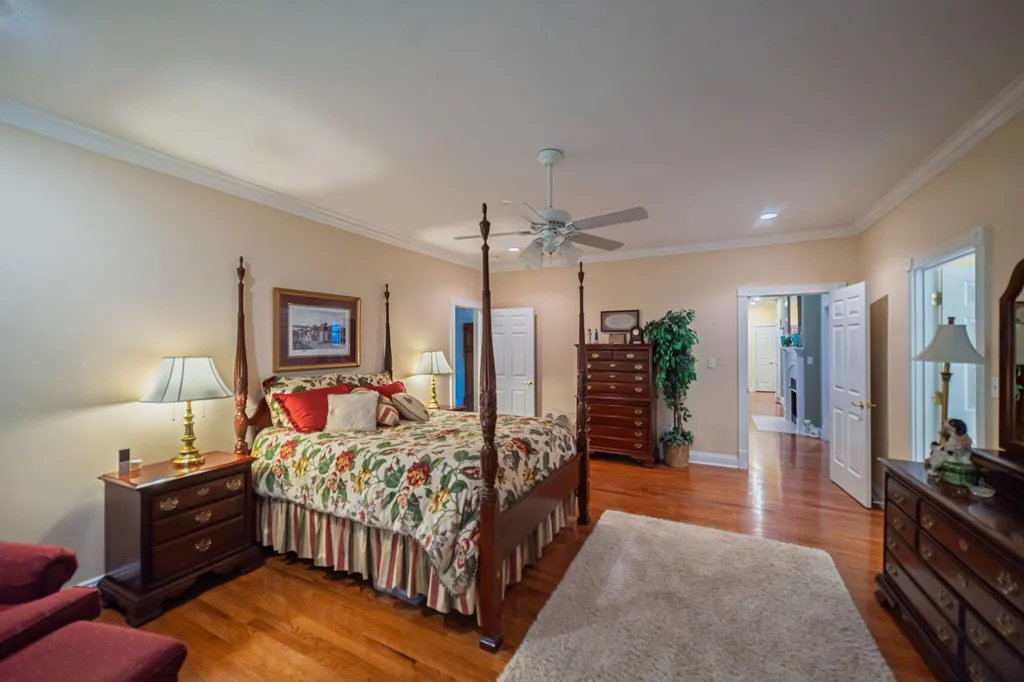631 Chickasaw Bluff Road Benton KY 42025