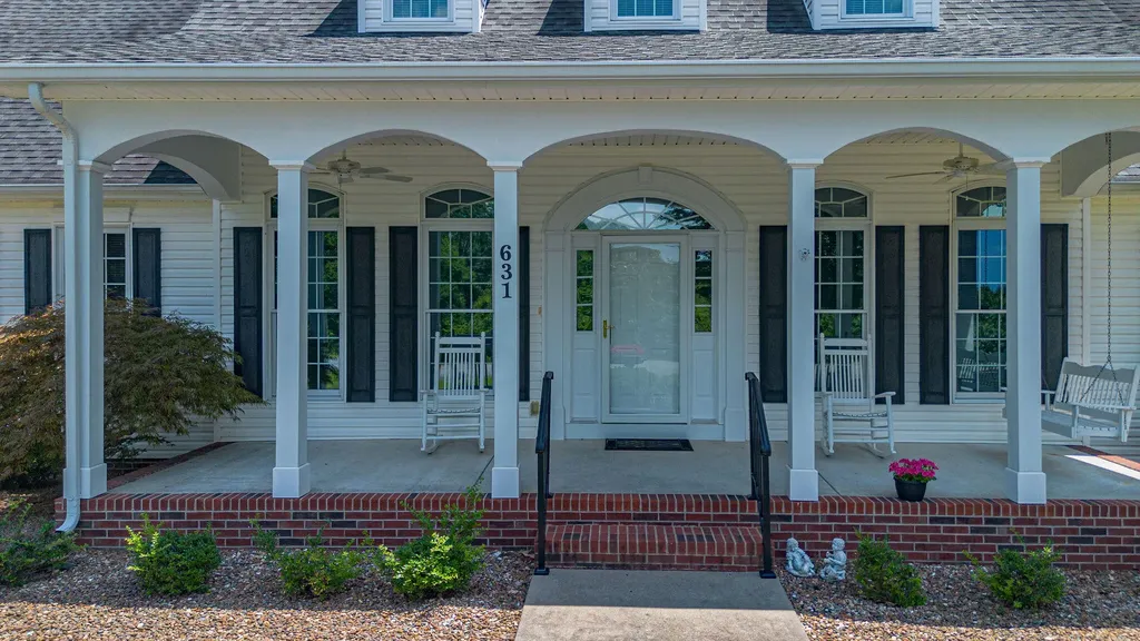 631 Chickasaw Bluff Road Benton KY 42025