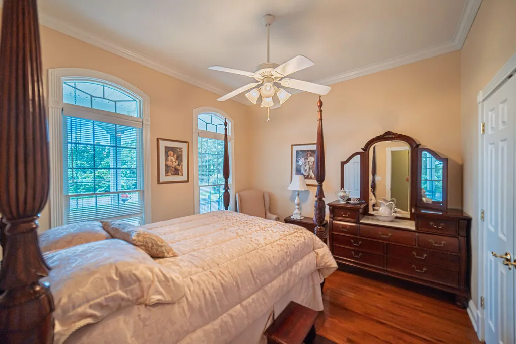 631 Chickasaw Bluff Road Benton KY 42025