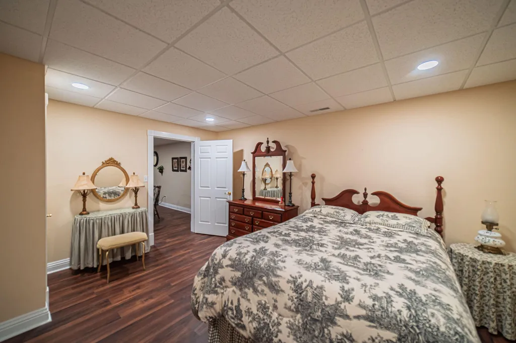 631 Chickasaw Bluff Road Benton KY 42025