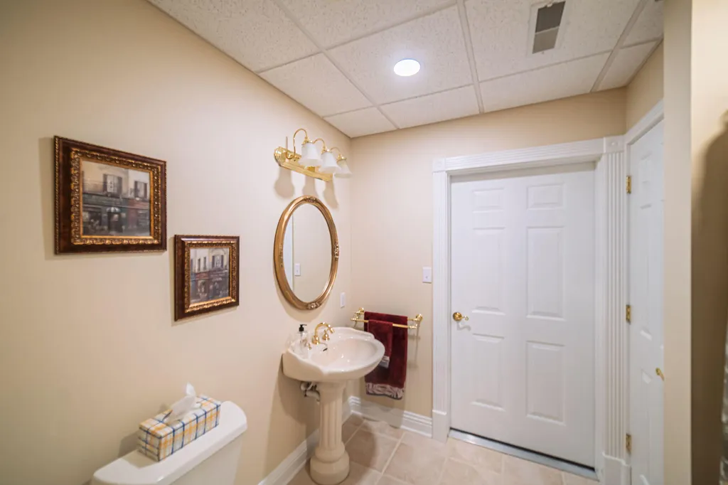 631 Chickasaw Bluff Road Benton KY 42025