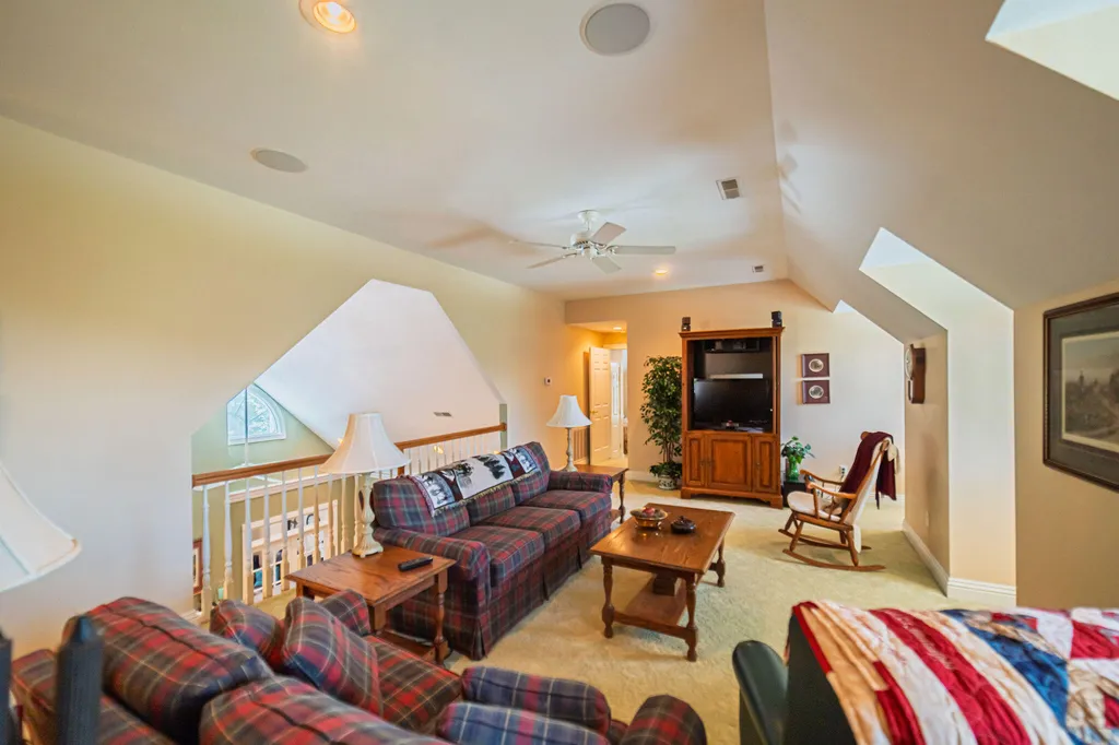 631 Chickasaw Bluff Road Benton KY 42025