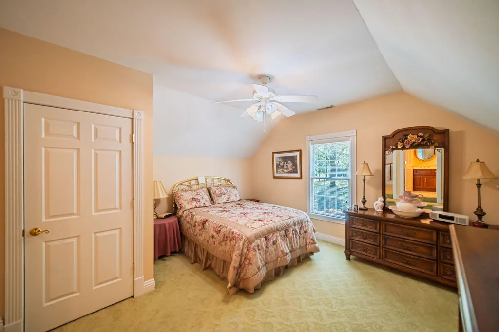 631 Chickasaw Bluff Road Benton KY 42025