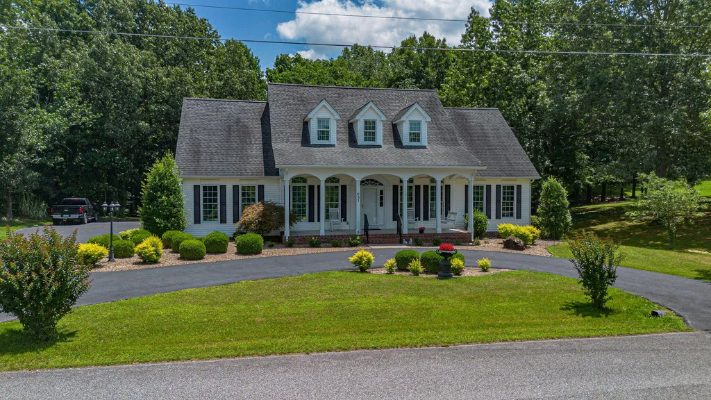 631 Chickasaw Bluff Road Benton KY 42025