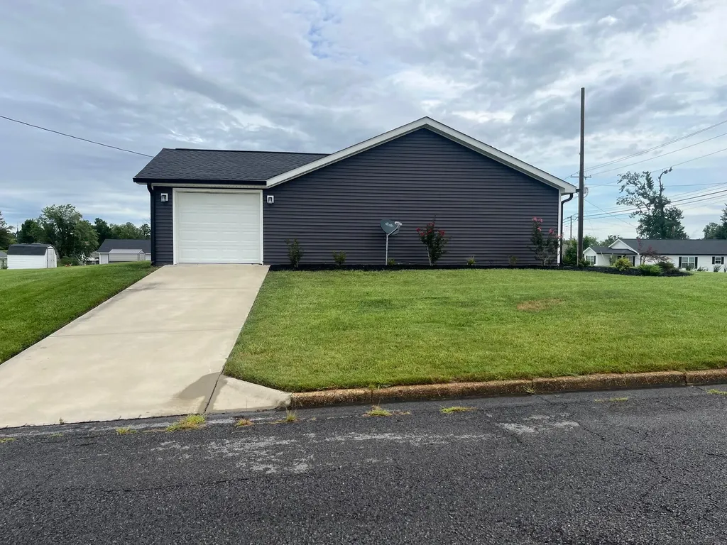 303 N 5th Street Mayfield KY 42066