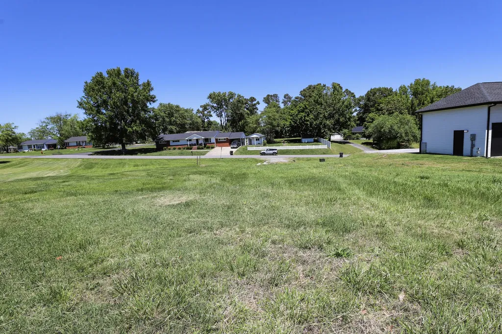 603 Lakeview Drive Paducah KY 42003